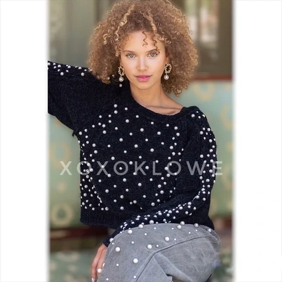 POL Pearl Beaded Black Velvet Chenille Sweater Relaxed Fit - Picture 4 of 13